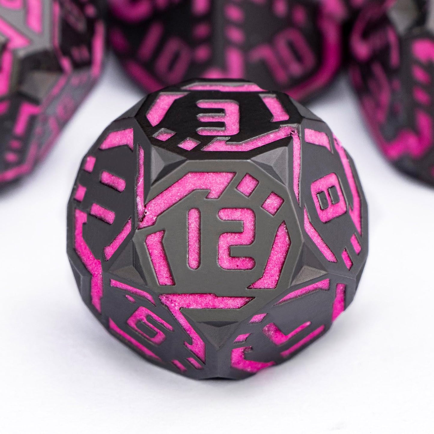 Metal DND Sci-fi Dice Set 7PCS Luminous Pink Stripe Polyhedral Dice for Dungeons Dragons RPG Role Playing Game, Glitter D and D Dice with Gift Box D6 D8 D10 D12 D20
