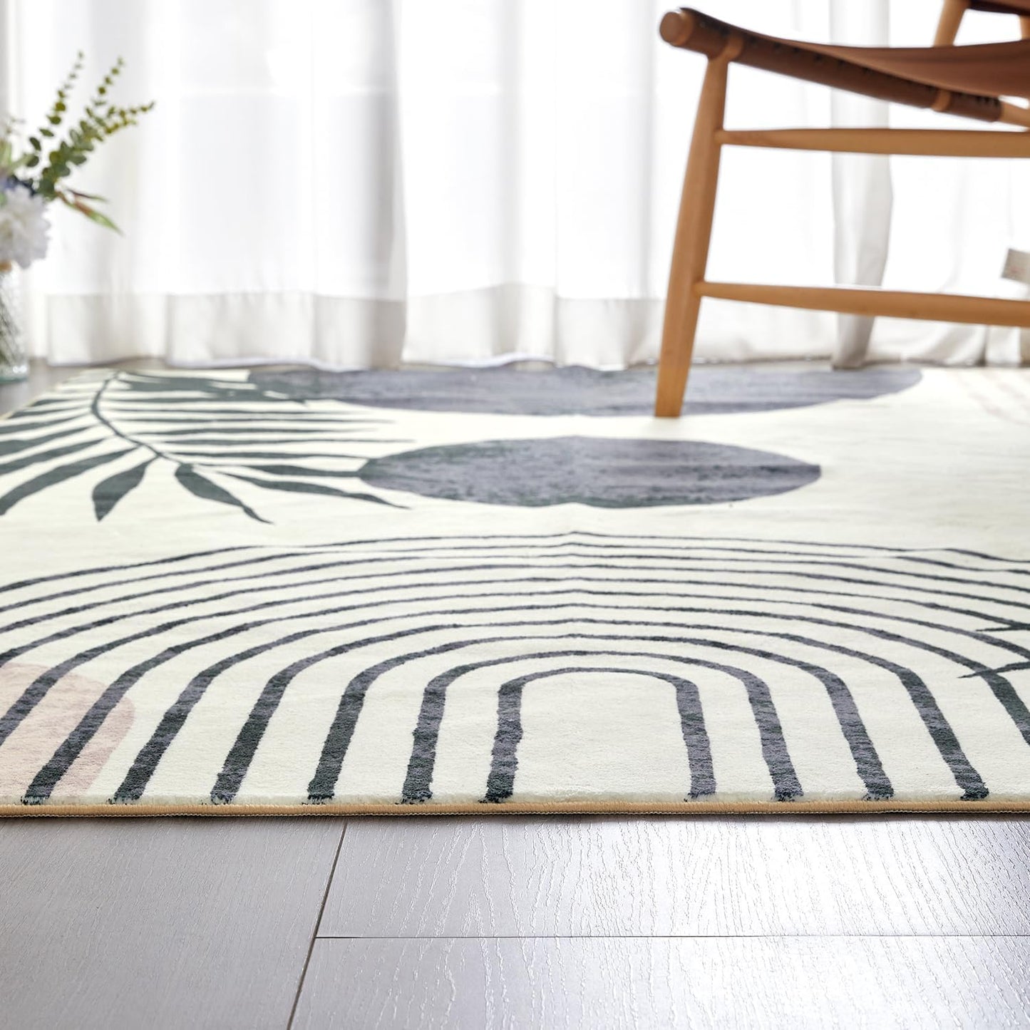 RoomTalks Mid Century Modern Living Room Rug Washable 5x7 Rug, Black Boho Cute Aesthetic Area Rugs Carpet for Bedroom Dining Room Office, Vintage Abstract Leaves Thin Indoor Entryway Carpet