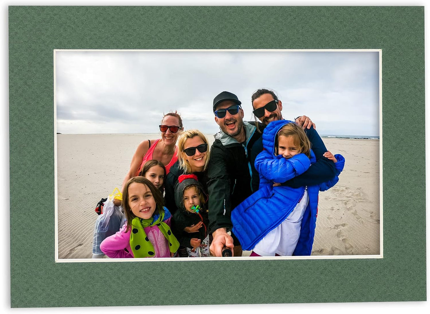 5x7 Mat for 8.5x11 Frame - Precut Mat Board Acid-Free Show Kit with Backing Board, and Clear Bags Hunter Green 5x7 Photo Matte Made to Fit a 8.5x11 Picture Frame Matboard for Framing, Pack of 1 Mat