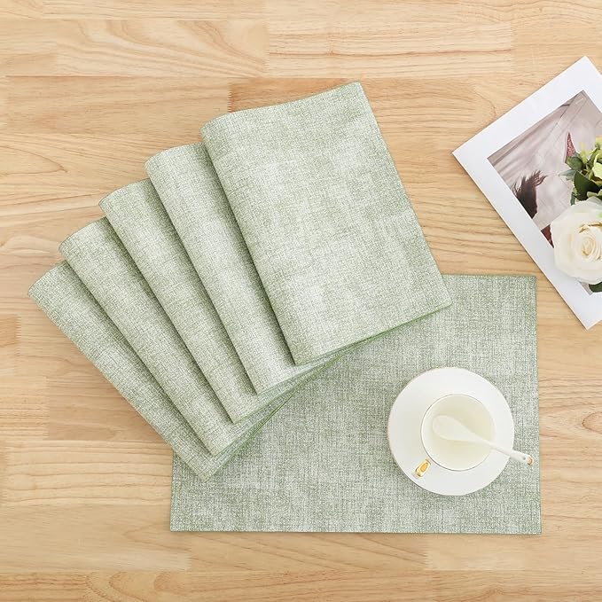 Homaxy Faux Leather Heat Resistant Placemats for Dining Table Set of 6, Waterproof Wipeable Washable PU Table Mats, Easy to Clean Anti-Slip Place Mats, 11.8" x 17", Grass Green