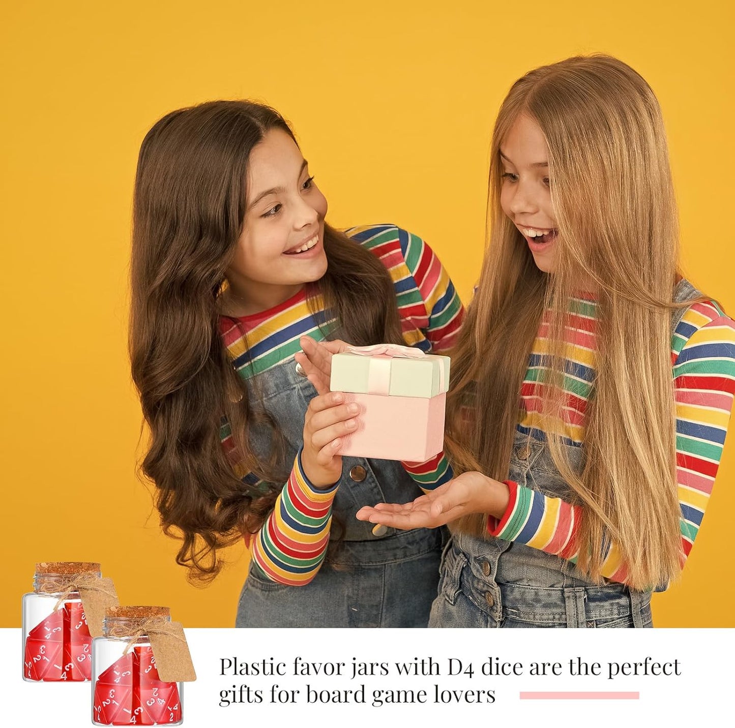 Wettarn 120 Pcs Transparent Red D4 Dice6 Pcs Pot Bottles Plastic Favor Jars with Cork Lids Healing Potion Bottles Polyhedral Dice Set for Party Favors Table Games(Round Style)