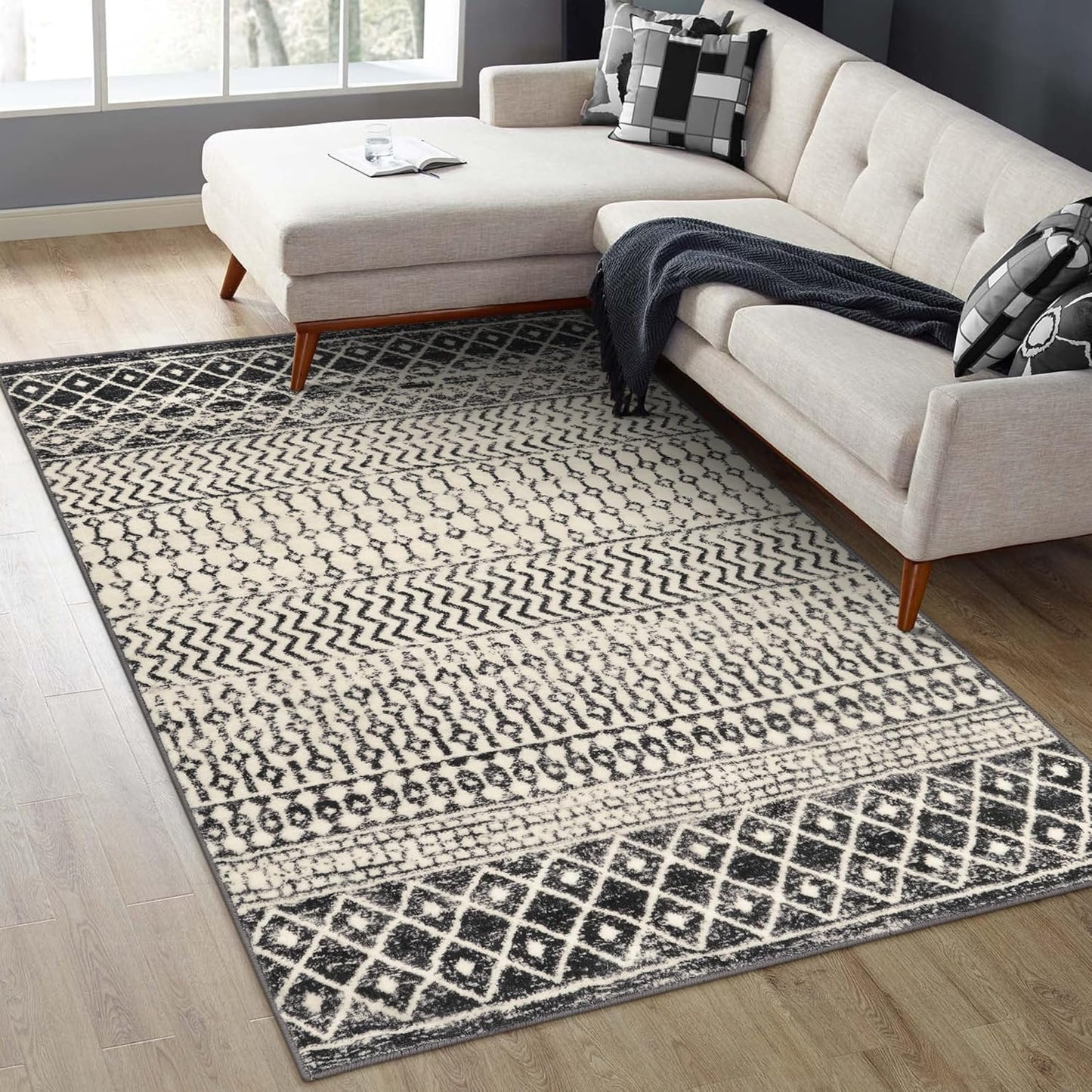 Geometric Moroccan 6x9 Rug, Ultra Soft Distressed Black Rug for Bedroom Non-Slip, Low-Pile Washable Living Room Rug Indoor Carpet for Bedroom Dining Room Classroom Dorm