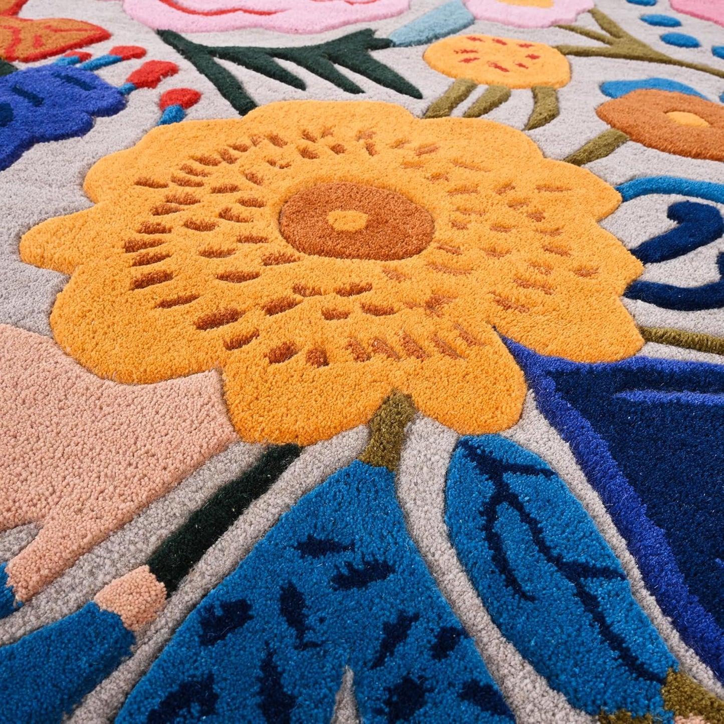 Handmade Wool Floral Area Rug for Living Room | Elegant Flower Garden Design, Soft, Thick and Durable | Bedroom, Dining Room & Home Decor Carpet (7' Round, Floral H)