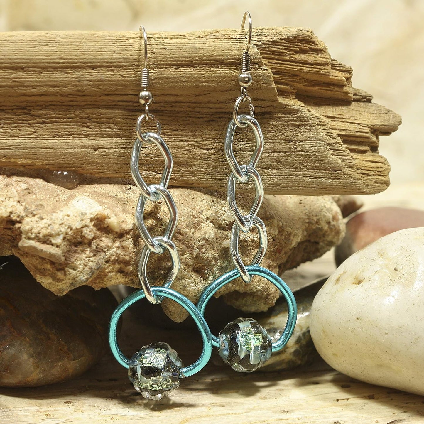 The Beadsmith Anodized Aluminum Wire – 12 Gauge – 39 feet – Turquoise Color – Bendable Craft Wire Used to Jewelry Making, Wire Wrapping, Sculpting, Floral, Modeling and Other DIY Arts & Crafts