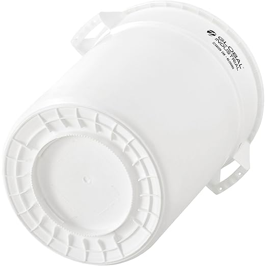 Global Industrial Commercial Round Trash Can, 32 Gallon Capacity, Plastic Garbage Can, Indoor and Outdoor Utility Trash Can, White, 21-3/4"W x 27-1/2"H, No Lid
