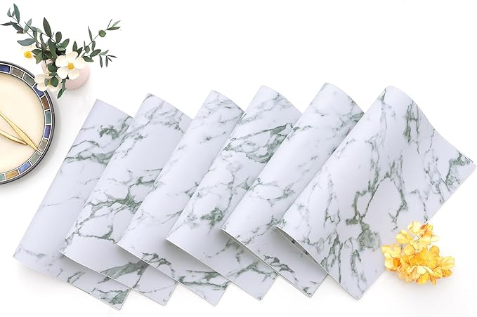 Homaxy Faux Leather Heat Resistant Placemats for Dining Table Set of 4, Waterproof Wipeable Washable PU Table Mats, Easy to Clean Anti-Slip Place Mats, 11.8" x 17", Marble