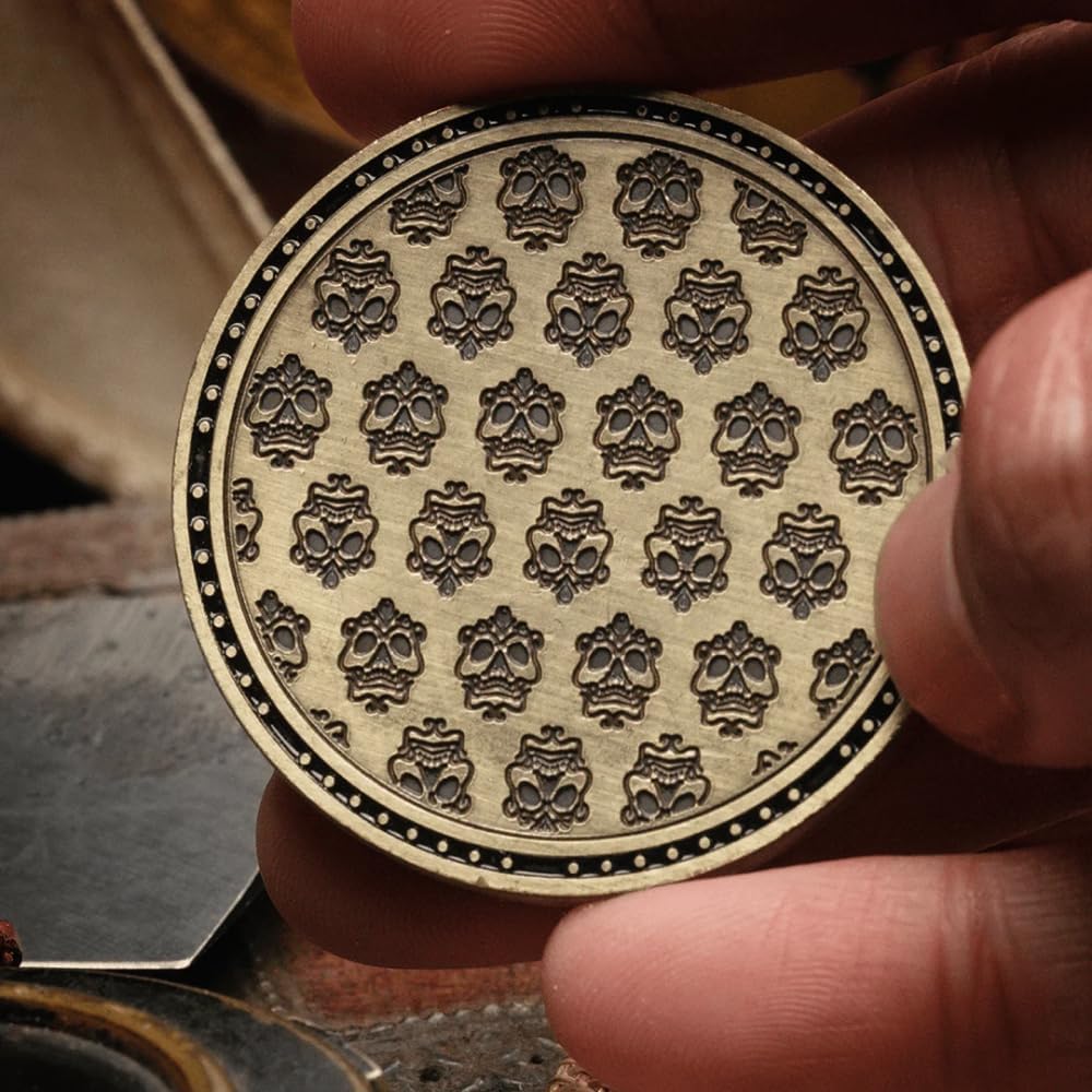 PIRATEGOLD Pirate Themed Metal Poker Chip Set 300pc for Texas Hold’Em, Gold, Silver, Gunmetal, Bronze Coins with 2 X Card Decks, 1 X Custom Wooden Carrying Case