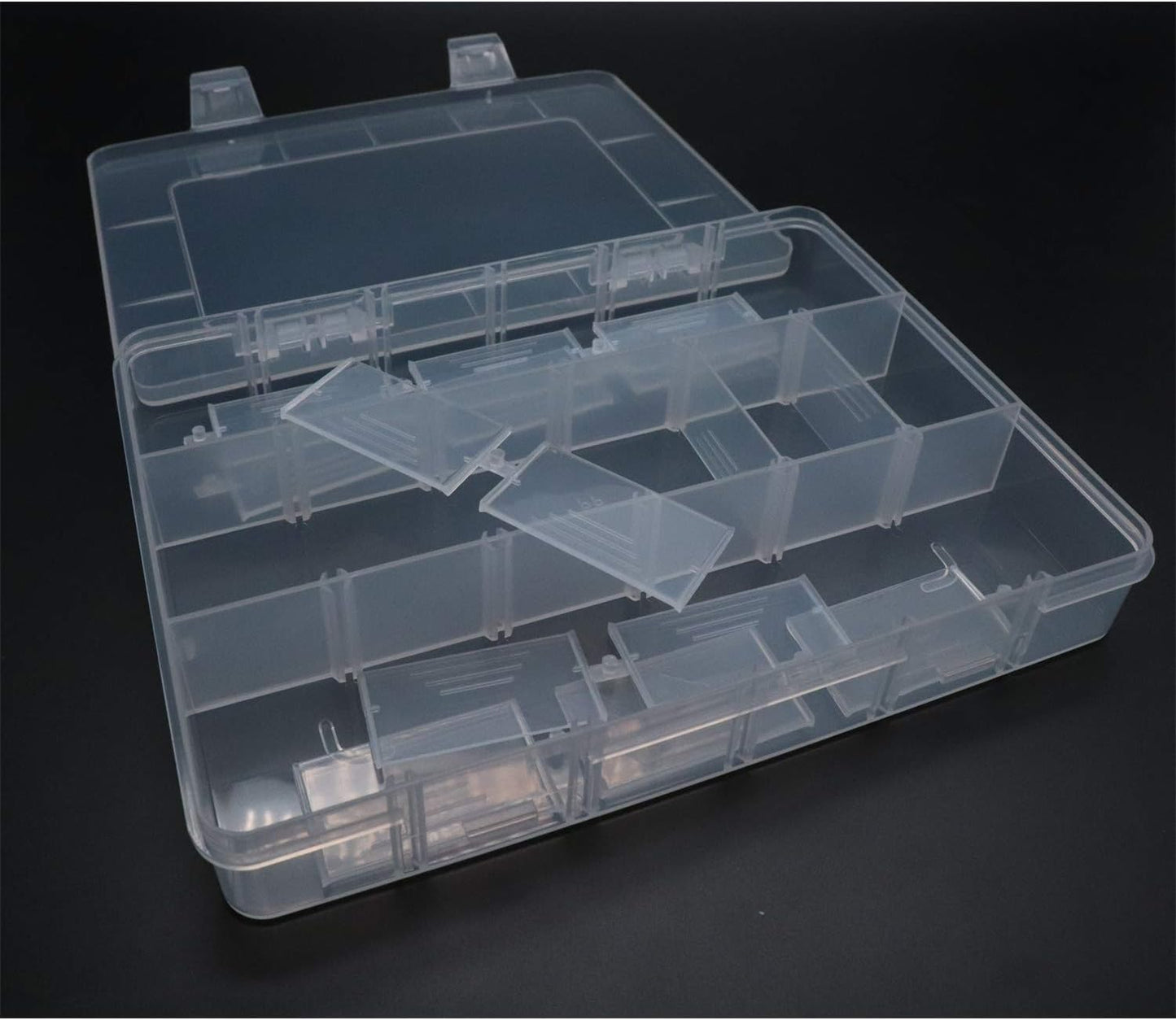Xiaoyztan Clear Plastic Organizer, 18 Grids with Adjustable Dividers, Jewelry Box Bead Storage Container for Small Parts, Fishing Tackle, DIY Crafts, and Earrings, Overall 7.9 x 5.7 x 1.1 inch
