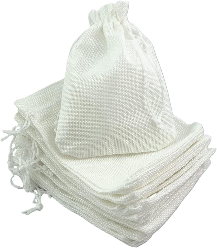 Palmhomee Pack of 25 Burlap Gift Bags with Drawstring Linen Jewelry Pouches Wedding Hessian Jute Bags for Birthday and Treat Pouches Party Wedding Favors Gift (6x8 Inch, White)