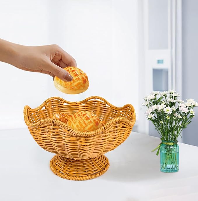 RT&BS Round Woven Fruit Basket for Counter, Christmas Food Bowl, Eco-Friendly Sturdy Stackable Woven Basket for Kitchen, Store, Restaurant, Party (Brown)