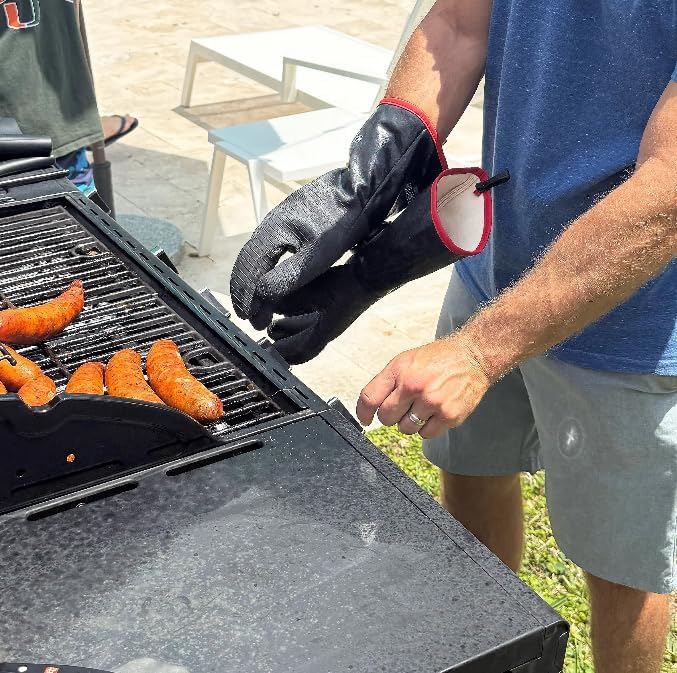 MagneCHEF Freedom BBQ Gloves 932°F Heat Rated Magnetic EZ On Off Safety Clips Waterproof for Grills Smokers Fryers Ovens (18")