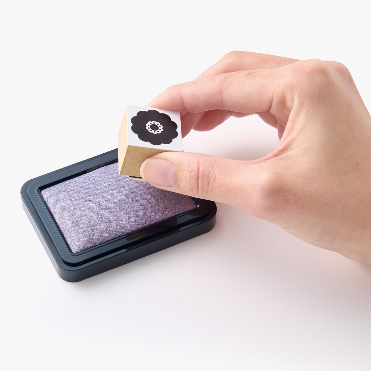 IROMOYO KOSAI Stamp PAD, Traditional, Shimmering Japanese Ink Colour, Oil-Based Ink pad - Pale Green