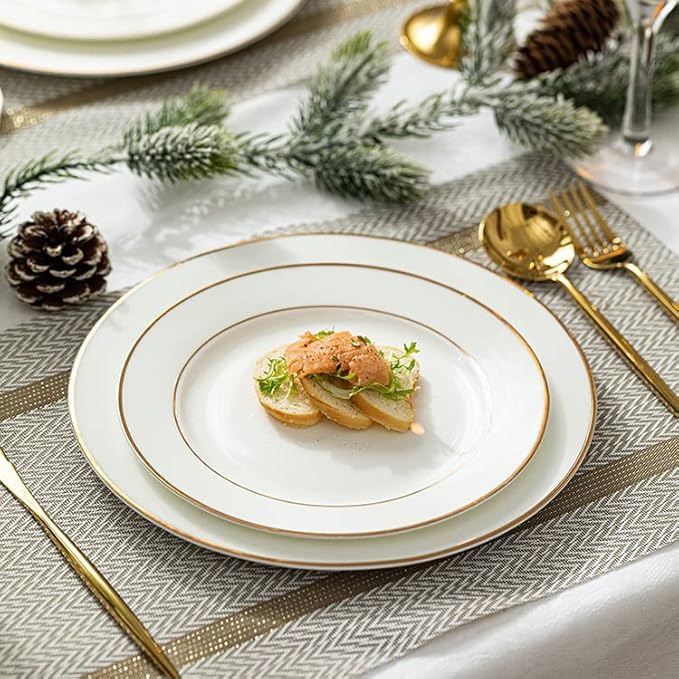 Luxurious Placemats Set of 4, Durable Table Mats Kitchen Plastic Washable Placemats for Home/Dining Room Decoration (White)