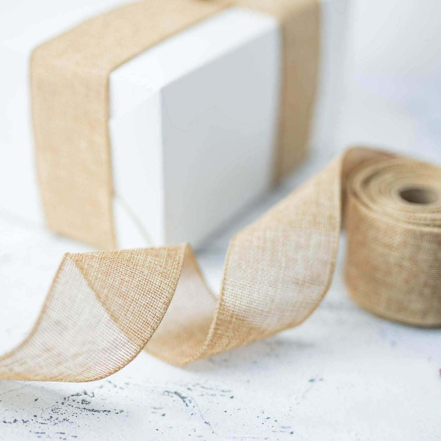 Burlap Ribbon Wired, Farmhouse Rustic Ribbon for Gifts Wrapping DIY Crafts Floral Bows Wreath Making Party Supplies Holiday Home Decoration, 2.5 Inch x 10 Yards