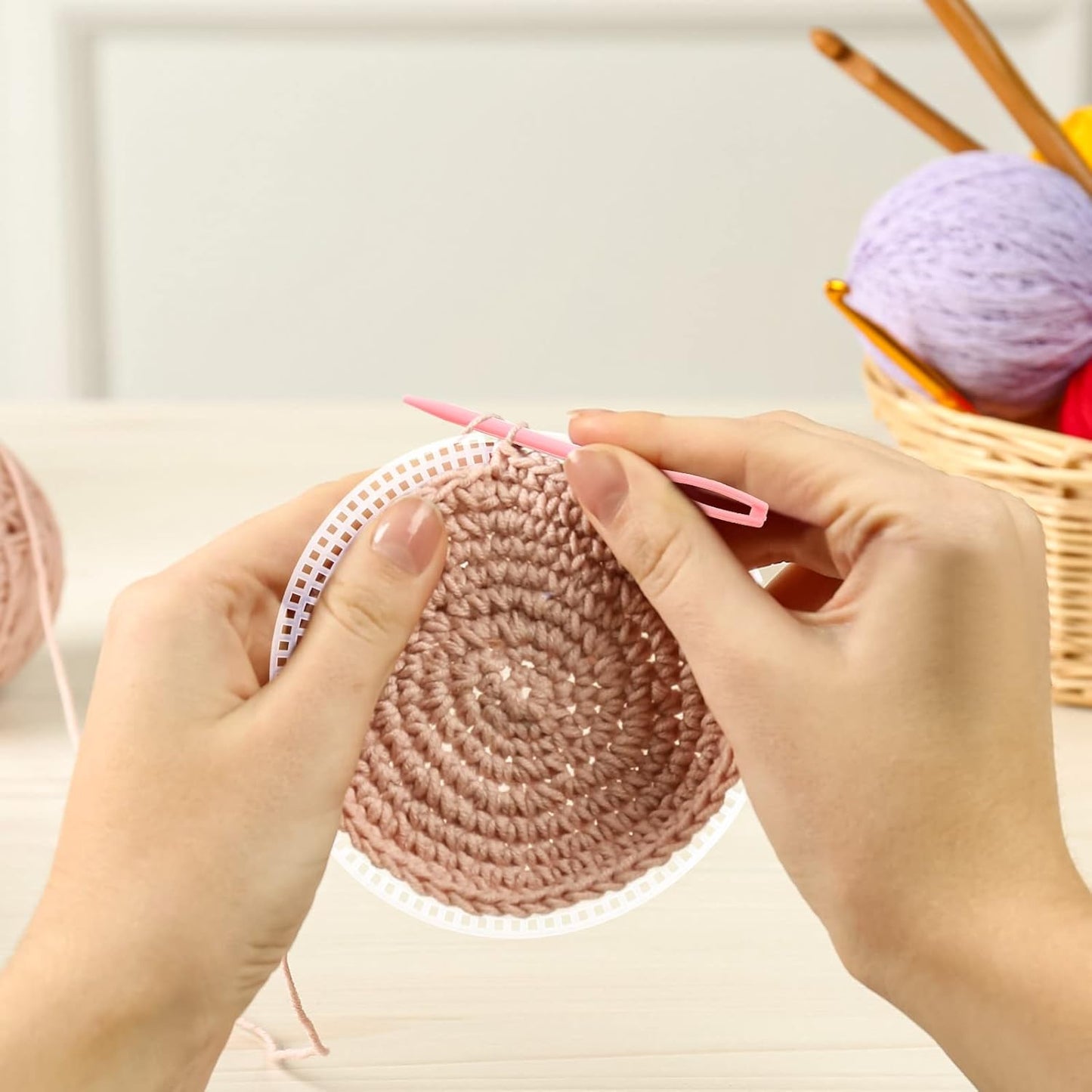 7 Count Circle Plastic Canvas Circles Mesh Sheets White Needlepoint Blank Canvas Plastic Mesh Mat for Needlework Crochet Supplies Embroidery Yarn Crafting Knit(3 Inch)