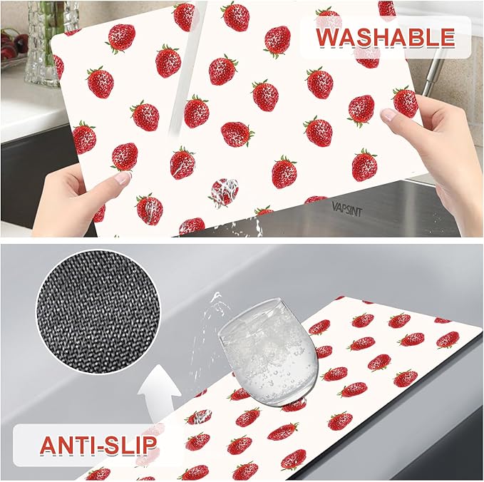 Strawberry Placemats Set of 4 - Faux Leather Heat Resistant Placemats for Dinner Table, Non-Slip Waterproof Oil-Proof Washable Reusable Placemat for Indoor Outdoor Kitchen Decor, 15.75In*11.81In