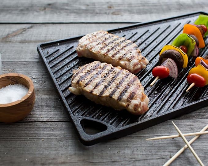 Lodge Reversible Cast Iron Grill/Griddle – 9.5 x 16.75 Inch Pre-Seasoned Cooking Surface – Flat & Ribbed Sides – Use on Stove, Grill, or Campfire – Made in the USA – Heavy-Duty, Black
