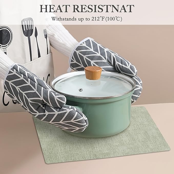 Faux Leather Heat Resistant Spring Placemats Set of 4 – Waterproof Oilproof Wipeable Dining PU Place Mat Easy Clean Table Mats for Kitchen/Dining/Party/Holiday, Grass Green