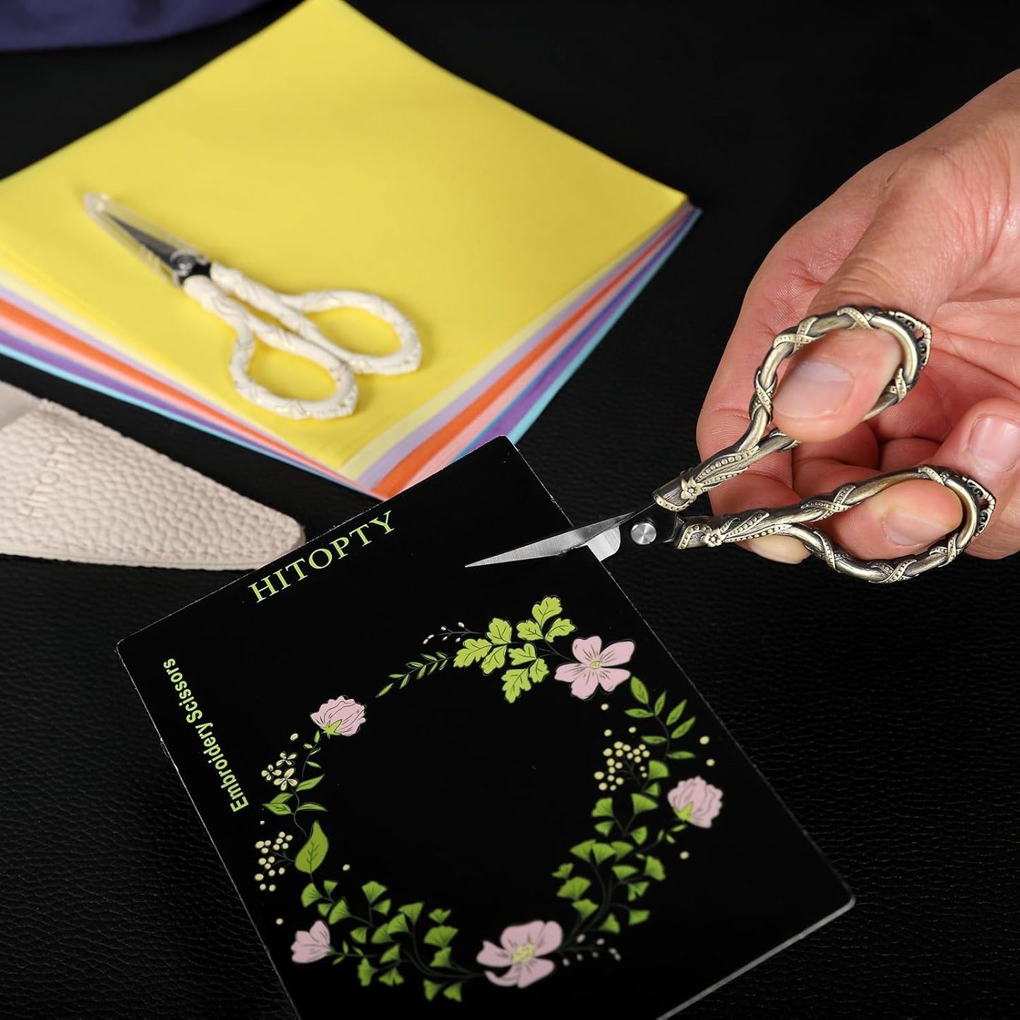 Sewing Scissors Small Sharp Vintage Embroidery Scissors, Tip Detail Thread Cutting Scissor for Craft Needlework Cross Stitch Daily Use Travel Shears with Cover