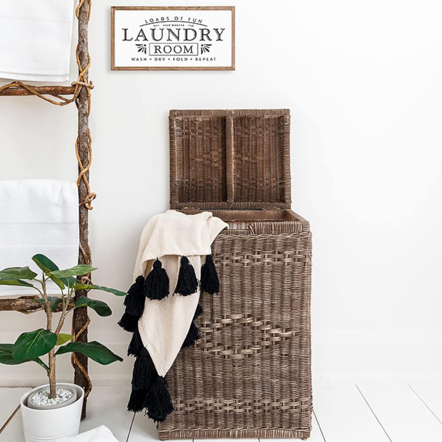 Dixie Belle Paint Company Chalk Finish Furniture Paint - Chocolate (8oz) - Matte Creamy Brown Chic Chalk Mineral DIY Furniture Paint