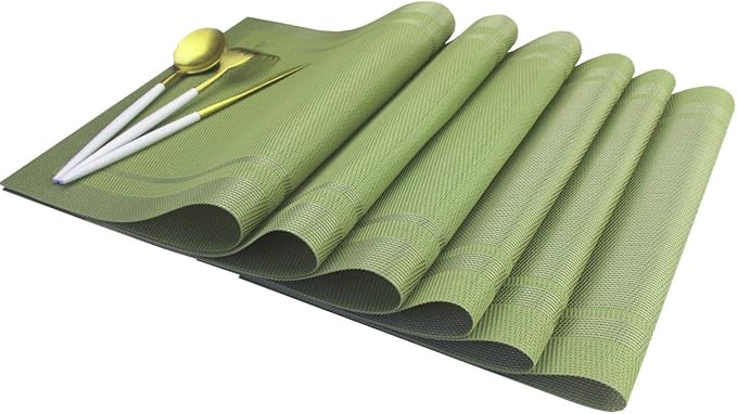 PIGCHCY Heat Insulation Non Slip Plastic Placemats,Washable Easy to Clean Woven Vinyl Kitchen Stain Resistant Placemats for Dining Table Set of 6 (Olive Green)