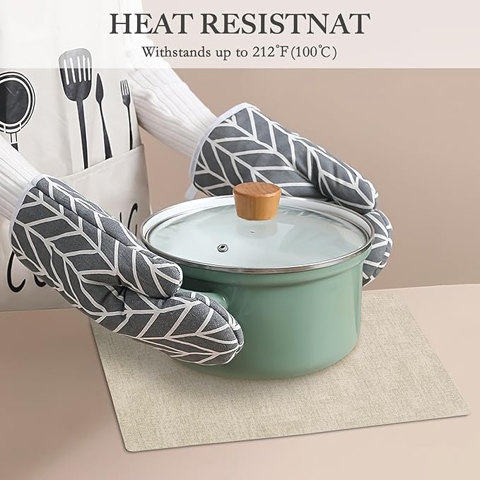 Faux Leather Heat Resistant Placemats Set of 4 – Waterproof Oilproof Wipeable Dining PU Place Mat Easy Clean Table Mats for Kitchen/Dining/Party/Holiday, Beige