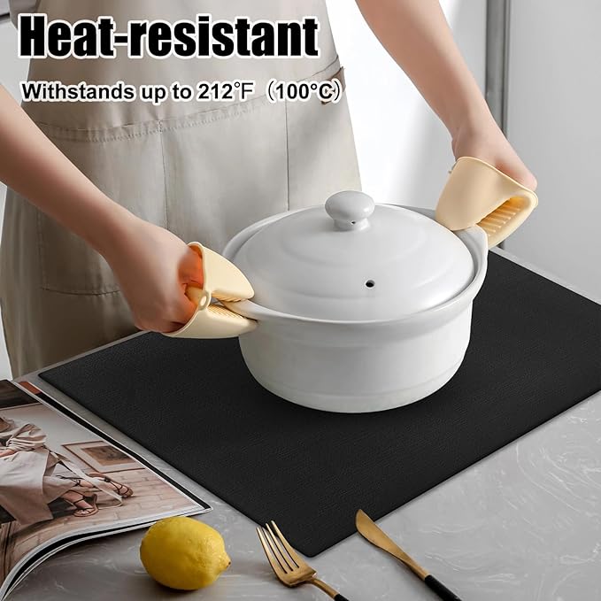 Homaxy Faux Leather Heat Resistant Placemats for Dining Table Set of 6, Waterproof Wipeable Washable PU Table Mats, Easy to Clean Anti-Slip Place Mats, 11.8" x 17", Black