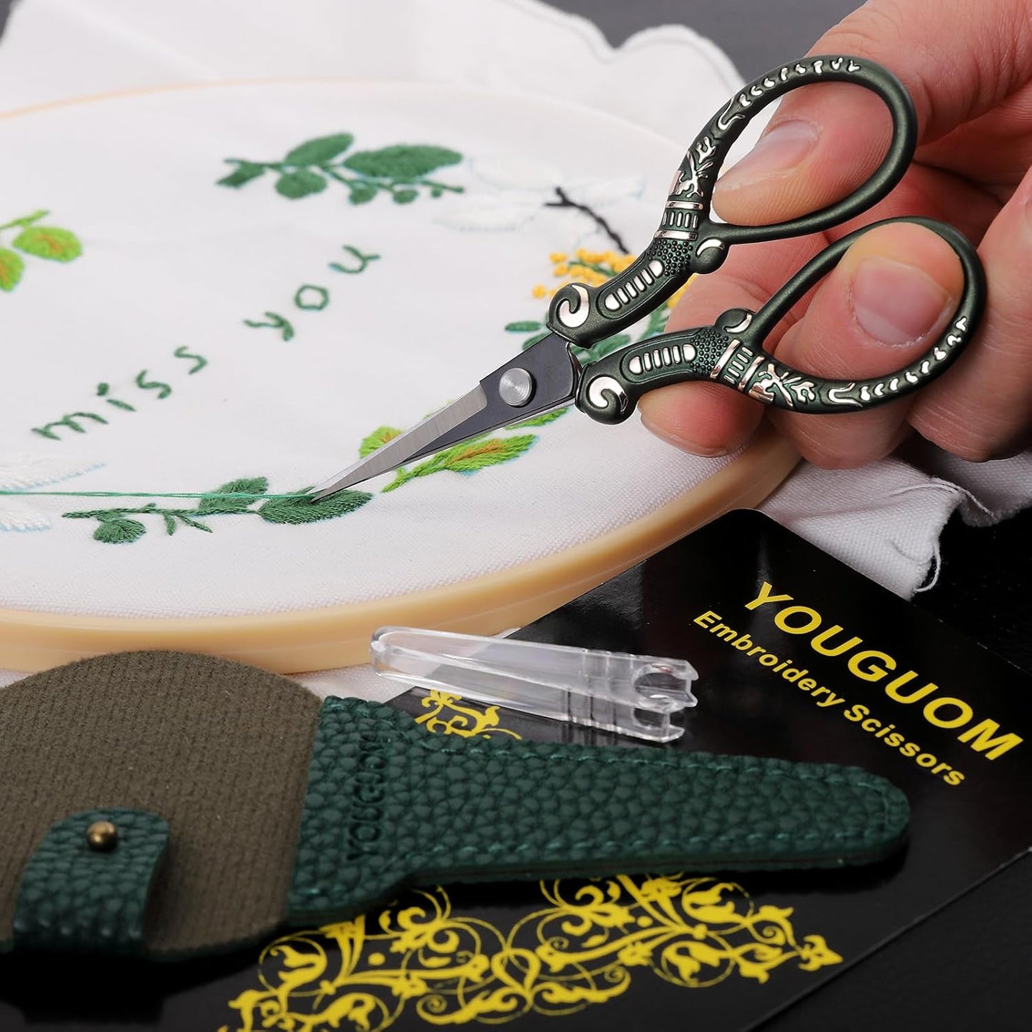 Vintage Craft Scissors with Case, Sharp Sewing Scissor for Craft Needlework Cross Stitch Yarn, Little Thread Snips Detail Shears