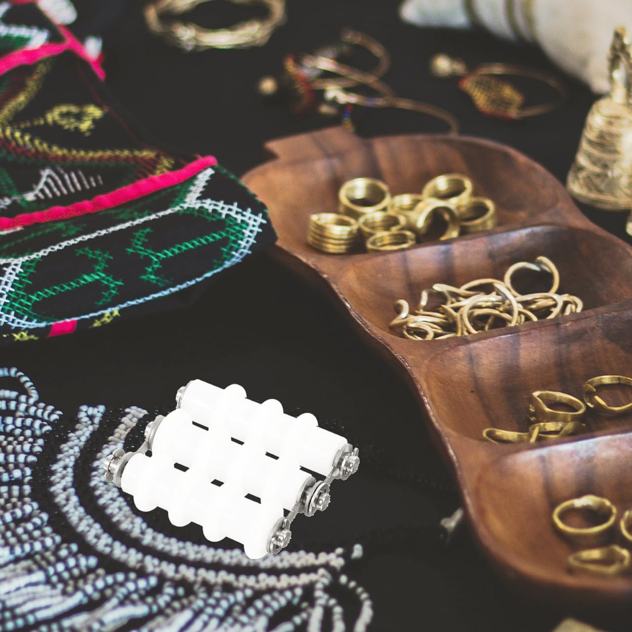 DOITOOL Nylon Wire Straightener for Jewelry Making, Jewelry Wire Straightener Tool Wrapping Tools for DIY Crafts Aluminum Craft Line Straightening, 3 Rollers