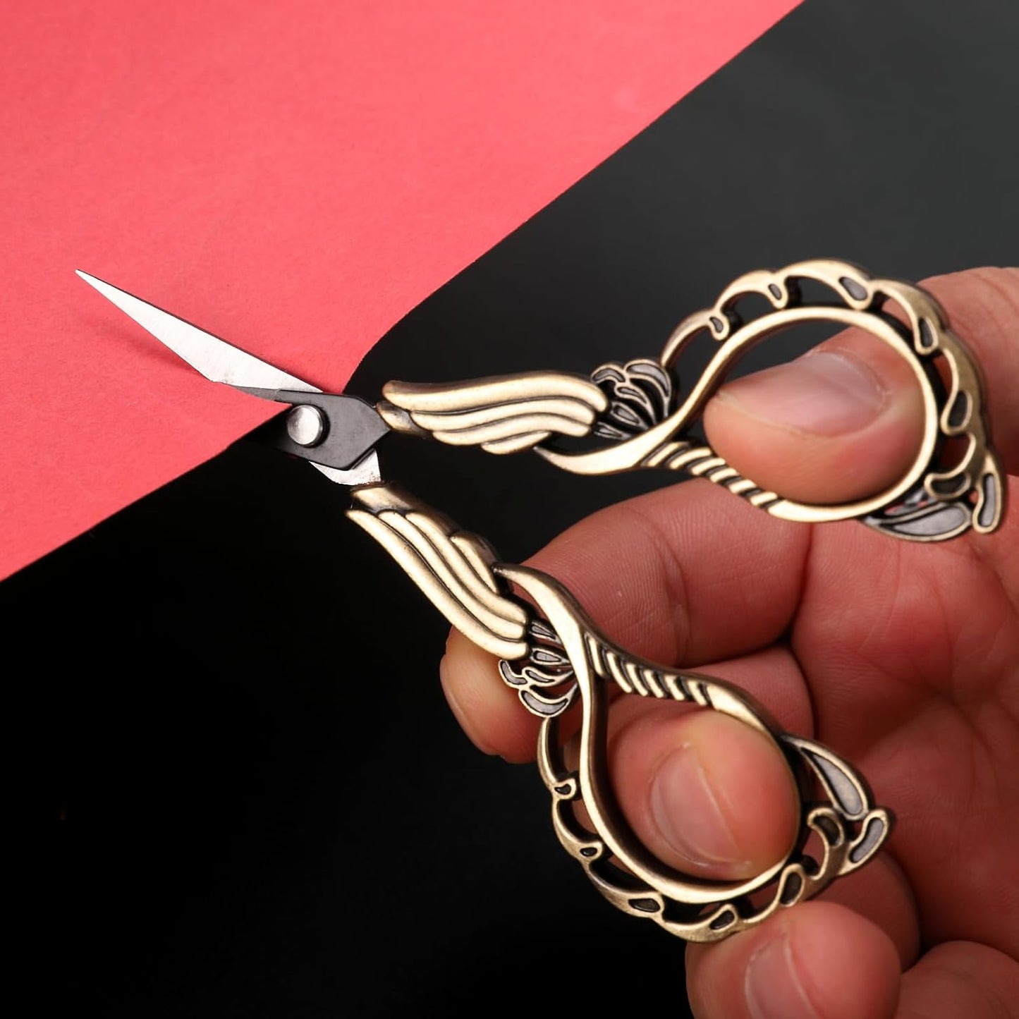 Sharp Detail Scissors with Case Embroidery Crafting Sewing Scissor for Needlework Threading Craft Artwork DIY Tools, Vintage Little Precision Shears