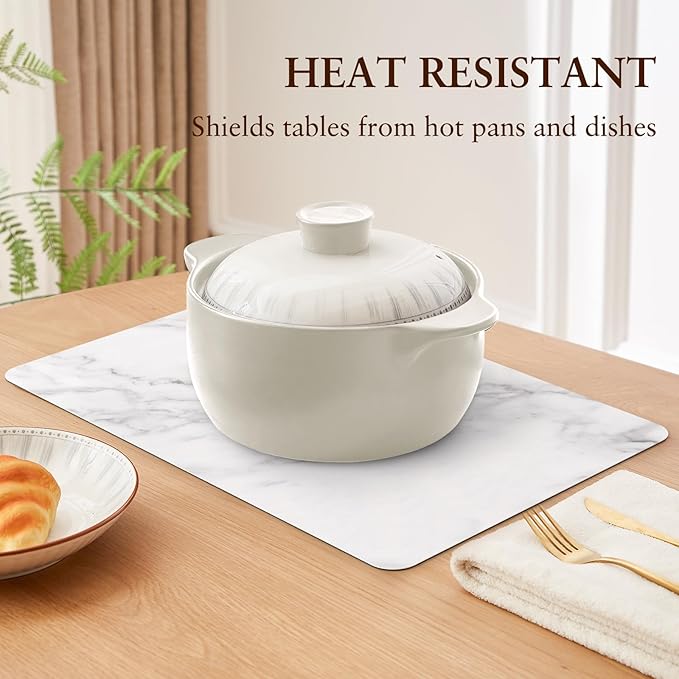 QIYI Placemats Set of 4, 12x18 Inch Faux Leather Place Mats for Kitchen Dinning, Heat Resistant Anti Slip Table Mats, Waterproof Wipeable Washable Placemat Party Table Décor, White Marble