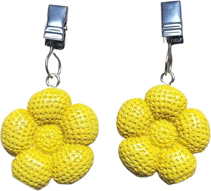 TwoFish Home Set of 4 Flower Resin Tablecloth Weights Clips Handicraft Flower Tablecloth Clamps Pack of 4