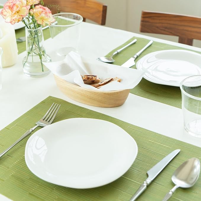 Placemats Set of 8 Vinyl/Plastic Woven Place Mats for Kitchen Table Indoor/Outdoor Washable Placemat Wipeable Dining Table Mats (Oliver Green,8)