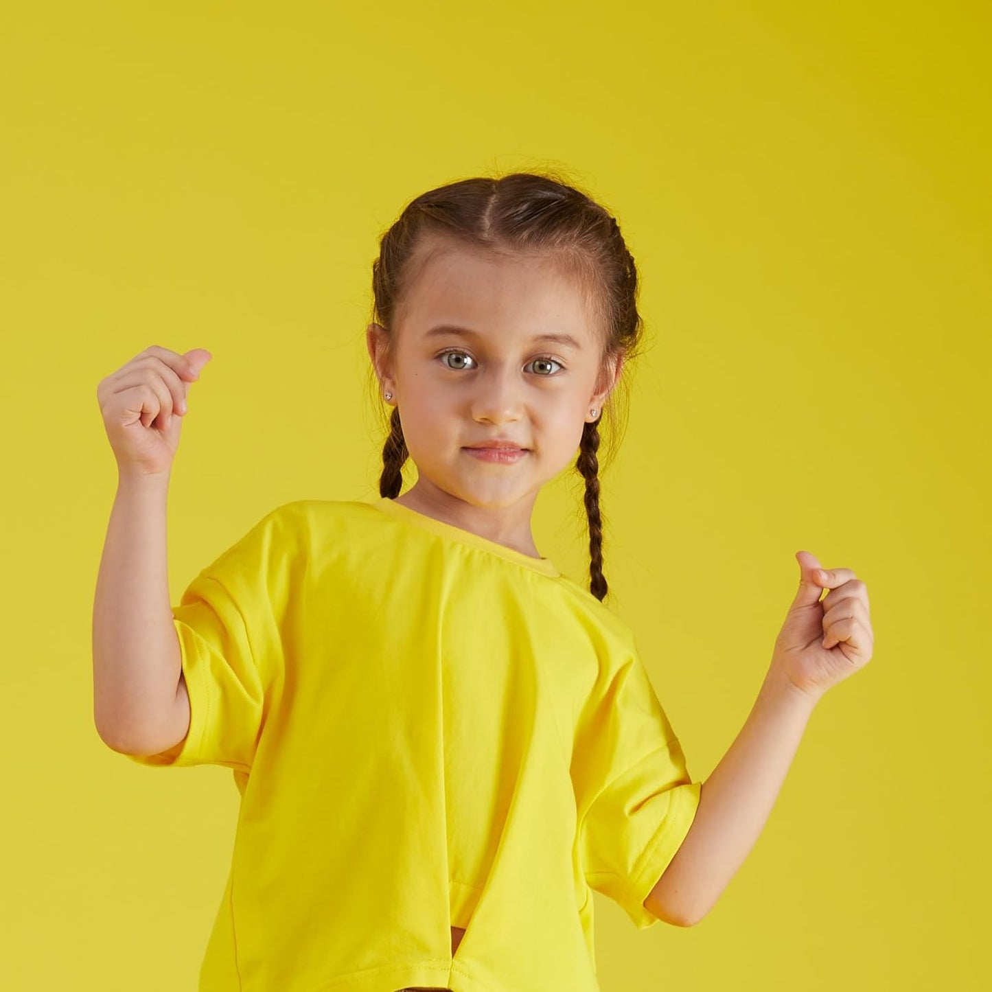 Seamless Photography Background Paper Roll, Blue Photo Paper Backdrop for Photography, Video and Streaming (Forsythia Yellow, 53" x16')