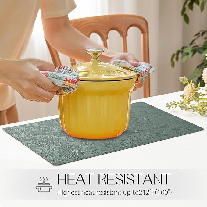 Romanstile Vinyl Placemats Set of 8-12 X 18 Inch - Heat Resistant Non-Slip Embossed Floral Place Mats 100% Waterproof Oilproof Wipeable Faux Leather Table Mats for Kitchen/Dining/Party, Green