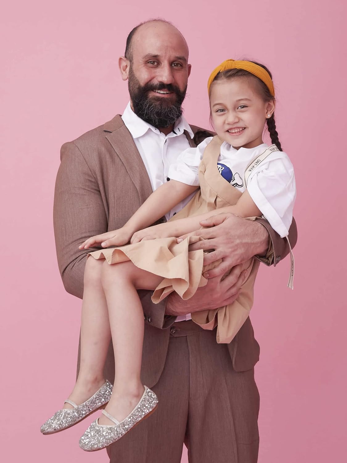 Seamless Photography Background Paper Roll, Pink Photo Paper Backdrop for Photography, Video and Streaming (53''x16 'Carnation Pink)