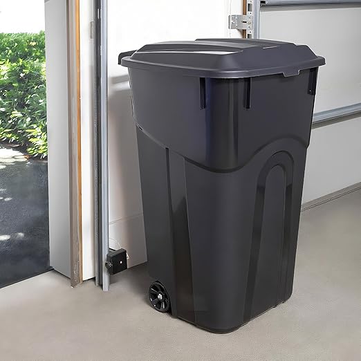 32 Gallon Wheeled Heavy Duty Plastic Garbage Can with Attached Lid – Smooth-Rolling Wheels, Reinforced Base for Patio, Garage, Yard & Indoor Use