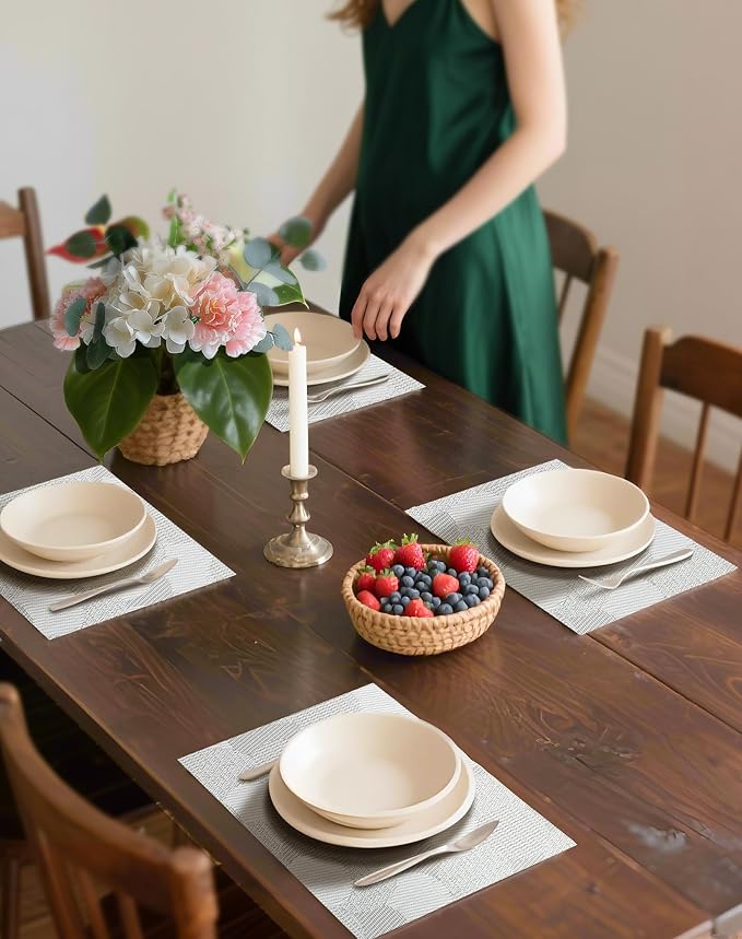 Leetaltree White Placemats Set of 12 - Heat Resistant Non-Slip Place mats for Dining Table, Washable Durable PVC Vinyl Woven Table Mats（White Circle,12）