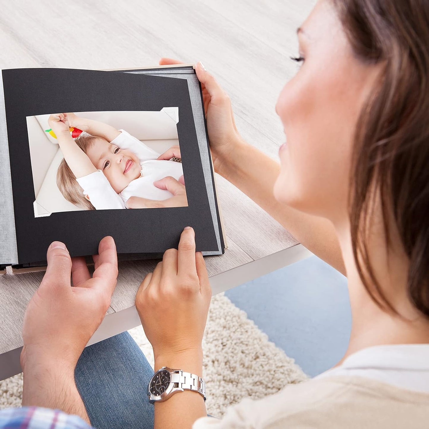 Aneco 600 Pieces Clear Self-Adhesive Picture Mounting Corner Stickers Transparent Acid-Free Photo Mounting Corners for Scrapbooking Diary Journal