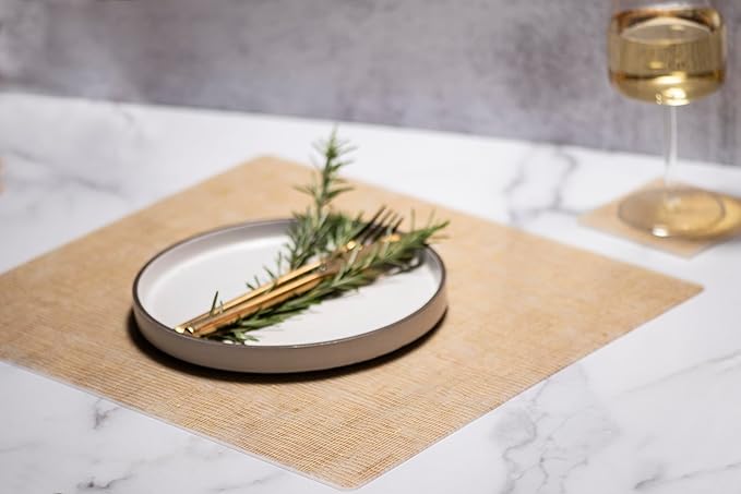 Modern Twist Placemat 100% Food-Grade Silicone, Oval, Waterproof and Reusable, Linen – Straw
