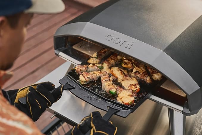 Ooni Koda 2 Pro Gas Pizza Oven – 18" Propane Powered Outdoor Oven with 28 mBar Regulator and Gas Hose, Propane Portable Pizza Oven - Black