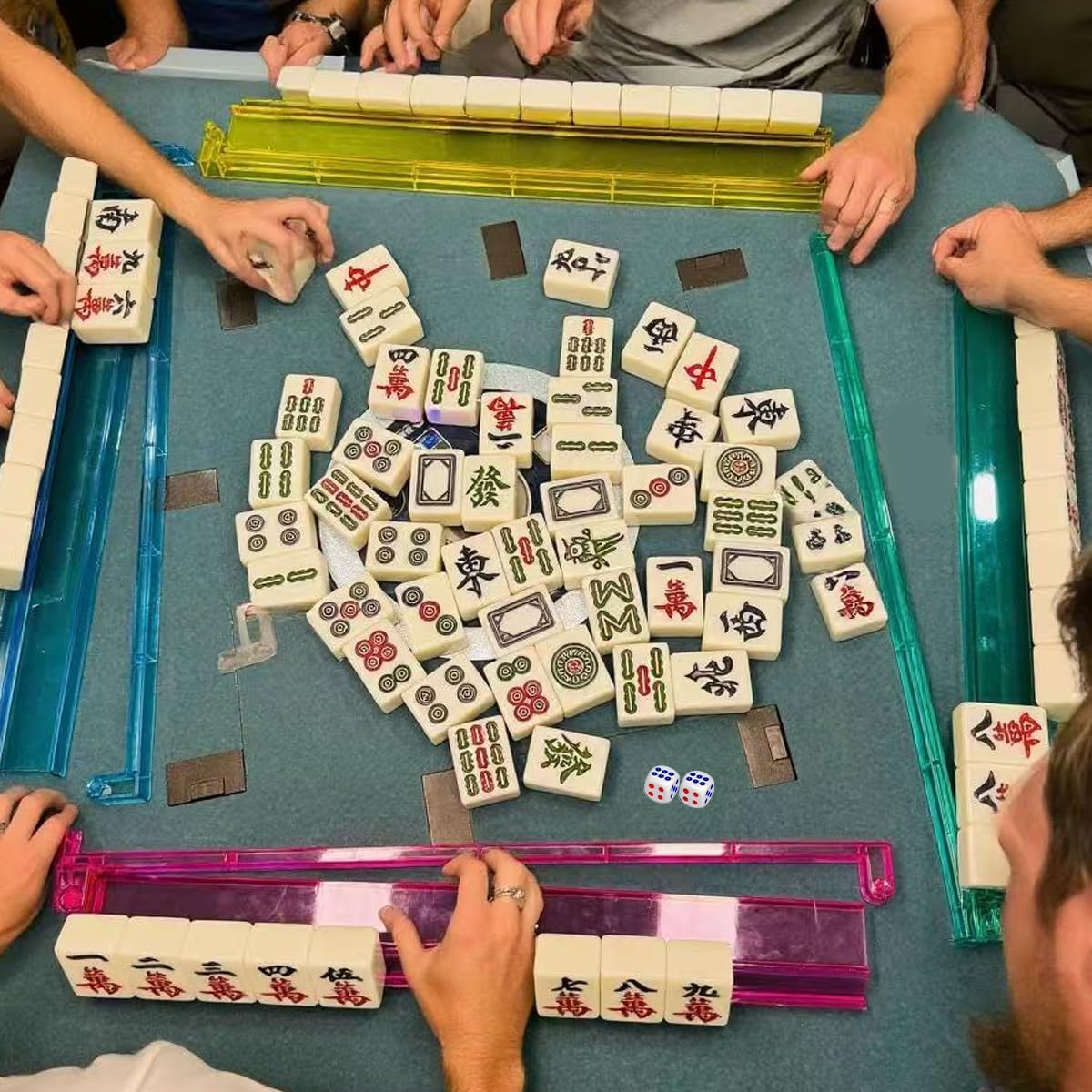 Mahjong Stand with Push Rod, Multifunctional Mahjong Stand with Push Rod, Set of 4 with 4 dice, Easy to Carry American Style Mahjong Colorful