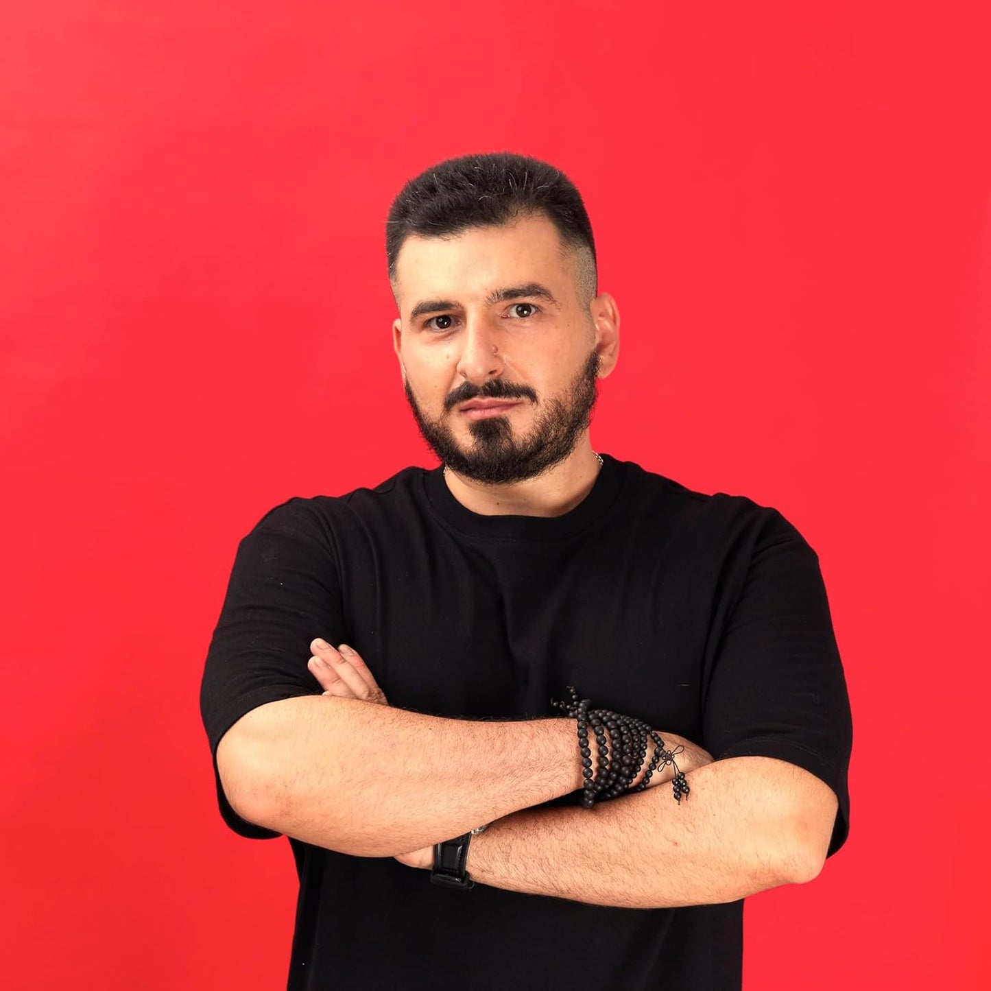 Seamless Photography Background Paper Roll, Blue Photo Paper Backdrop for Photography, Video and Streaming (Scarlet, 53" x16')