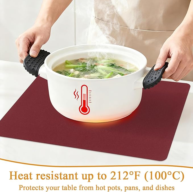 SHACOS Placemats Set of 6 Faux Leather Waterproof Leakproof Wipeable PU Non-Slip Vinyl Place Mats Heat Resistant Table Mats for Kitchen Dining Table Indoor Outdoor, Red
