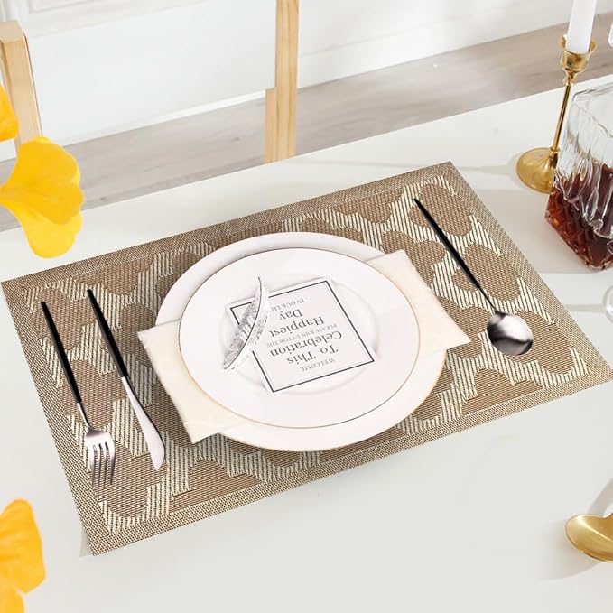 Elegant Placemats Vinyl Woven Heat-Resistant Placemats Set of 8 Washable Easy to Clean Table Mats for Dining Room and Decorate (Gold)