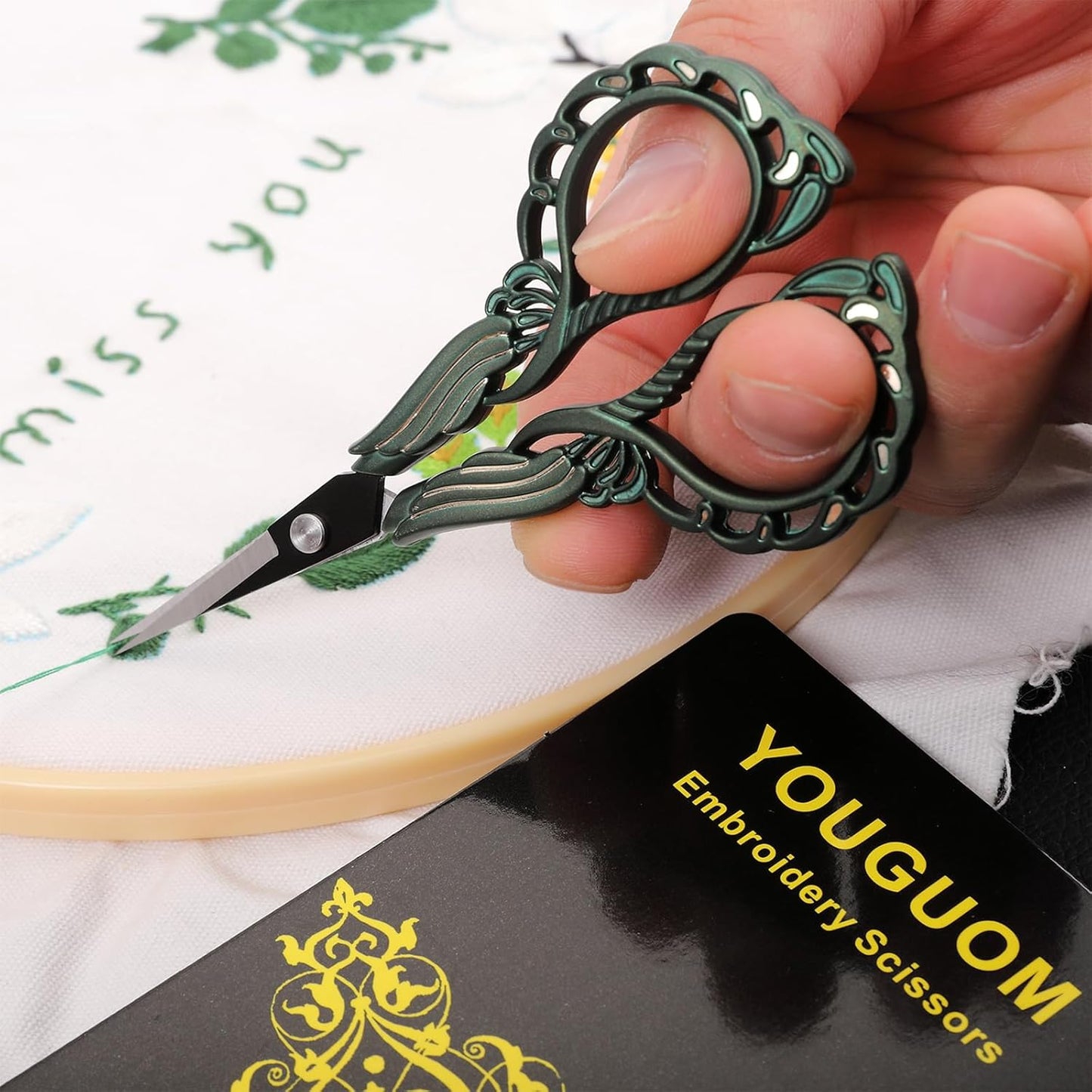 Crochet Scissors with Case, Sewing Scissor for Embroidery Craft Needlework Cross Stitch Snips, Detail Threading Shears Vintage Golden Green