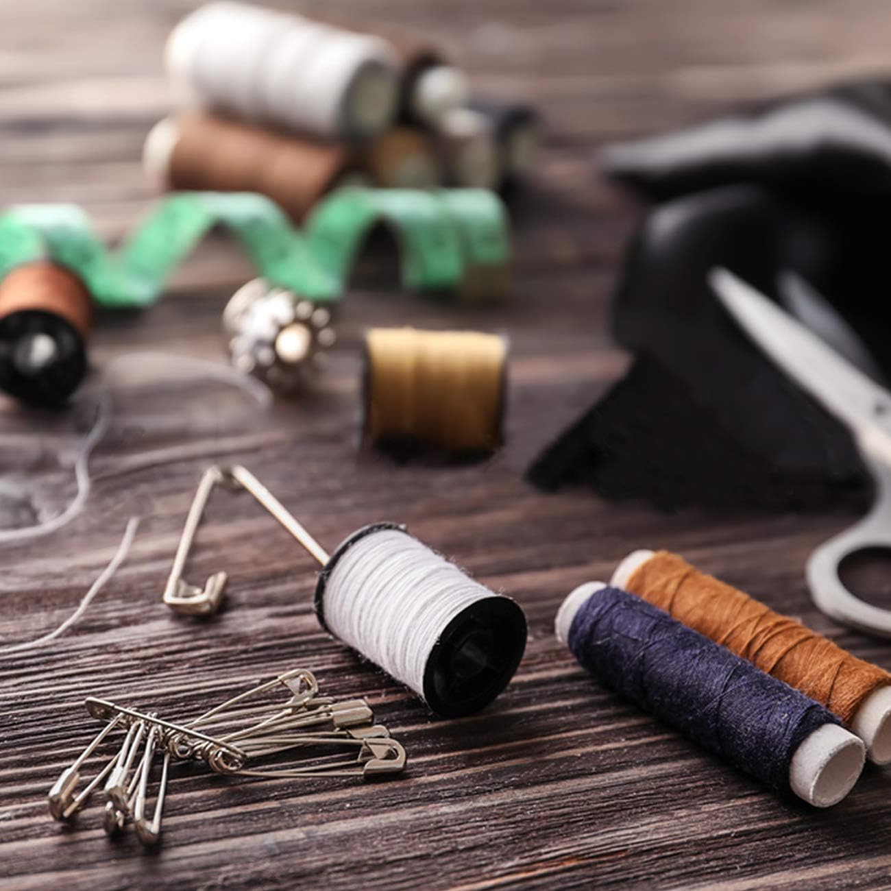 1000 Pieces - 1.1 Inch Clips Tool Kit - Assorted Decorative Pins, Sewing Accessories