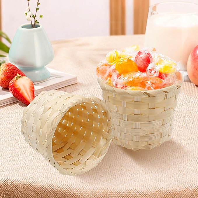 MDEOOSKY 12pcs Mini Woven Bamboo Basket Desktop Clutter Little Baskets Organiser 2.2 x 2.9Inch Small Wicker Baskets for Home Office Table Party Favors Crafts Decoration