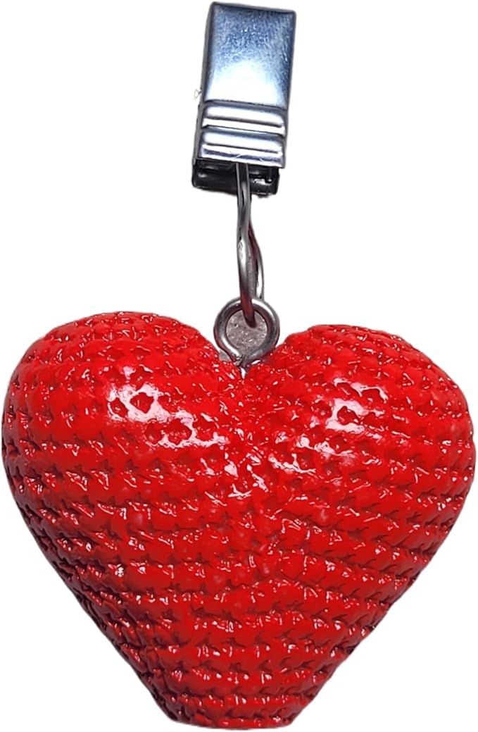 TwoFish Home Set of 4 Red Heart Tablecloth Weights Clips Red Heart Handicraft Tablecloth Clamps Pack of 4