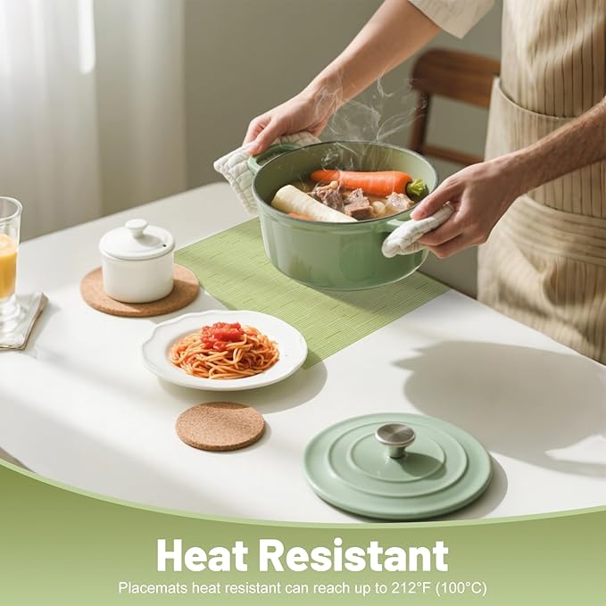 Placemats Set of 6，Christmas Non-Slip PVC Weave Table Mats Easy to Clean，Heat Resistant Place Mats for Kitchen Dining Table Decoration Indoor Outdoor，Pea Green